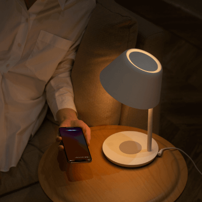 lampka nocna z ładowarką bezprzewodową